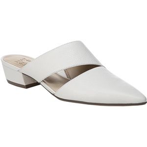 Naturalizer Simonette Mules - Slides - Shoes US 6 Bev Cut-Outs Mules Off